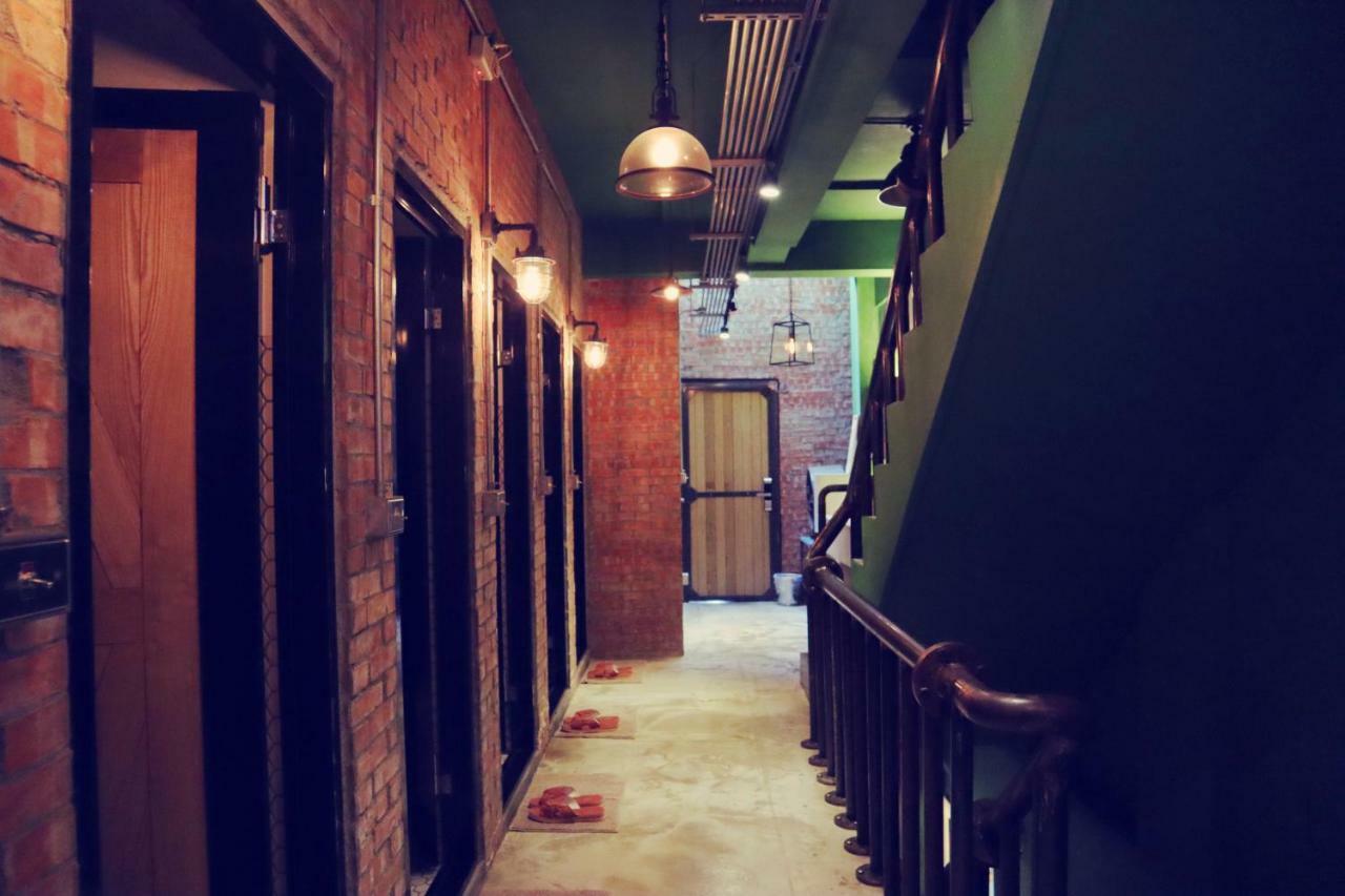 Travel Charger Hostel Hualien Exterior foto