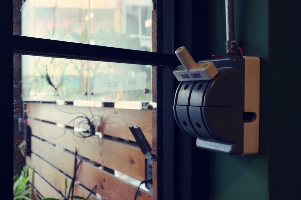 Travel Charger Hostel Hualien Exterior foto