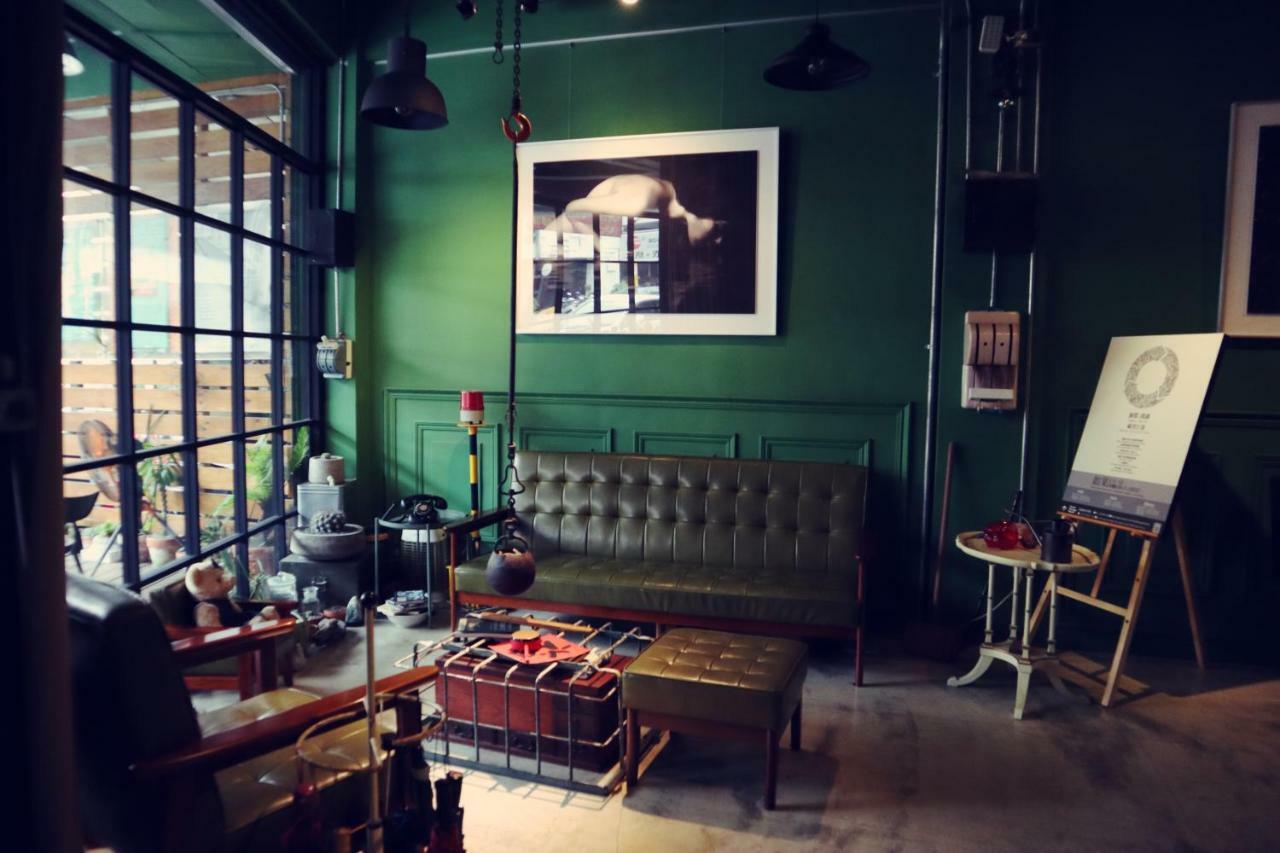 Travel Charger Hostel Hualien Exterior foto