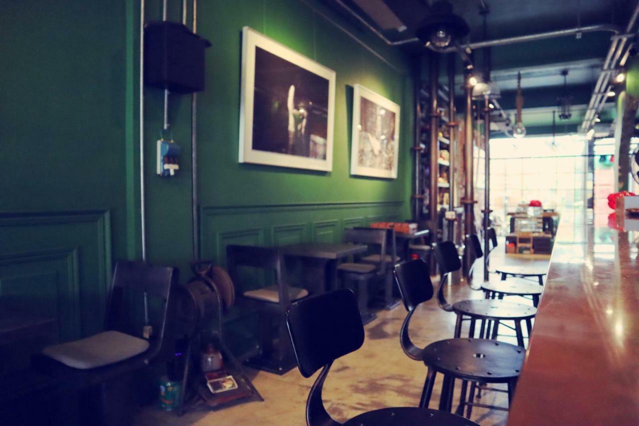 Travel Charger Hostel Hualien Exterior foto