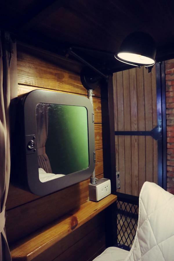 Travel Charger Hostel Hualien Exterior foto